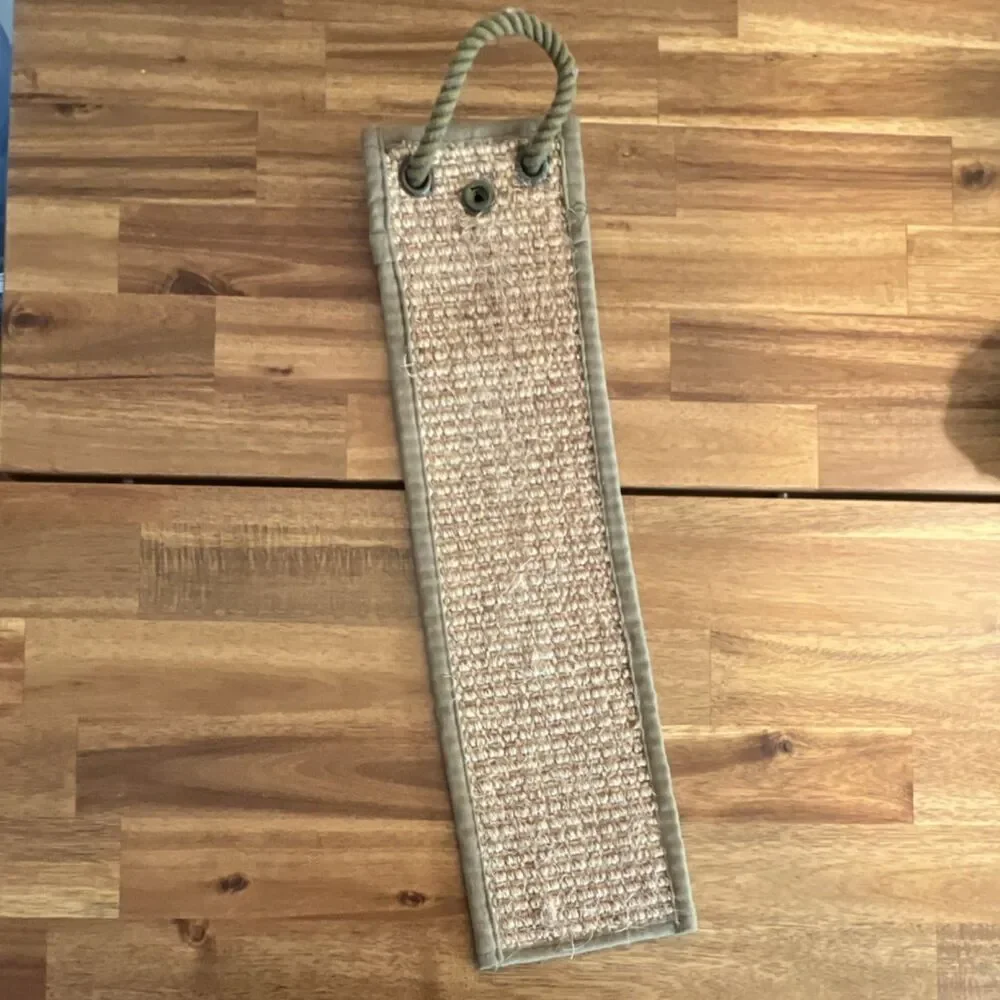 Small Hanging Cat Scratching Board, Beige Fabric, Rope, Multi-Material